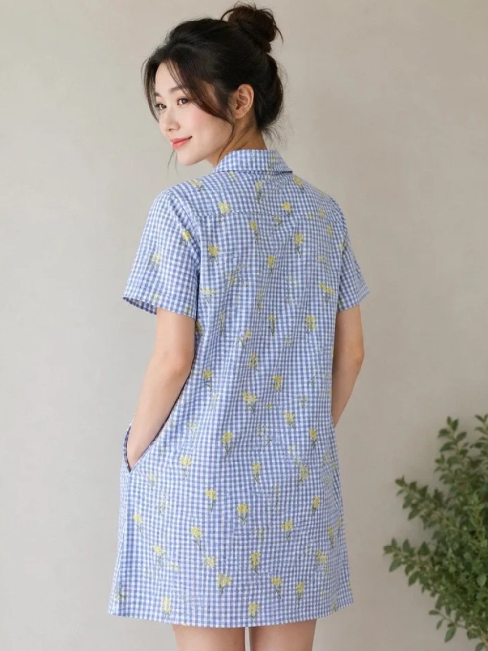 Ann Mashburn Blue Gingham Floral Popover Shirt Dress. - Picture 5 of 5